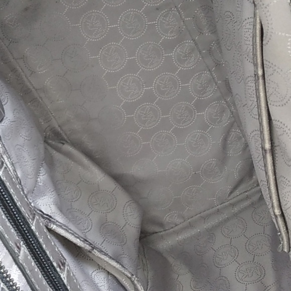 Michael Kors Large Selma Croc Embossed Satchel with wall… - Picture 15 of 16